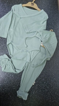 WW326 3в1 (боди ползунки шапка)