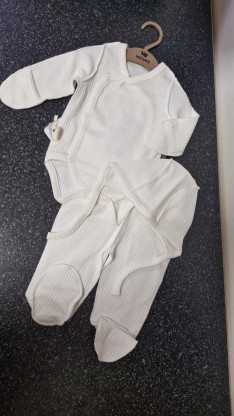 WW 867 Тройка Боди чепчик ползунки